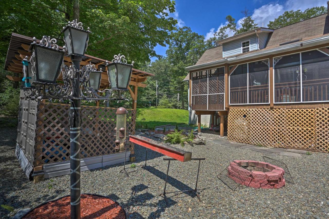 Henryville Home With Hot Tub About 5 Mi To Camelback! Eksteriør bilde
